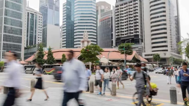在确认维修报价单时，要注意以下几点：